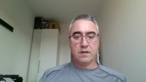 Snapshot of themohican chatting on May 2026 04:36:02 PM Themohican online show from May 2026 04:36:02 PM