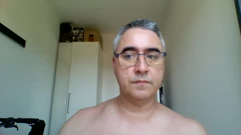 Snapshot of themohican chatting on June 2026 08:30:01 AM Themohican online show from June 2026 08:30:01 AM