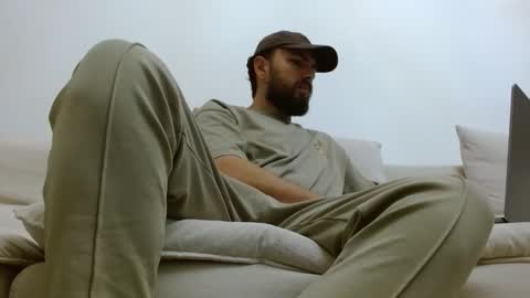 TheMonarchGoat online show from March 2026 01:22:01 AM