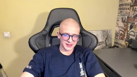 Snapshot of themortyeffect chatting on December 2025 06:17:01 PM TheMortyEffect online show from December 2025 06:17:01 PM