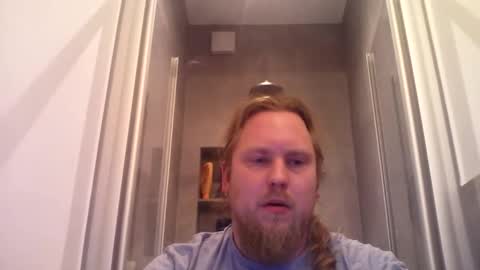 thenewdude1992 online show from January 2026 06:43:02 PM