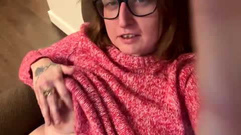 Snapshot of theonelovecouple chatting on November 2025 12:39:02 PM New Couple Ready to Play online show from November 2025 12:39:02 PM