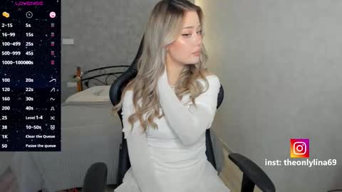 Eva online show from November 2025 03:54:01 PM