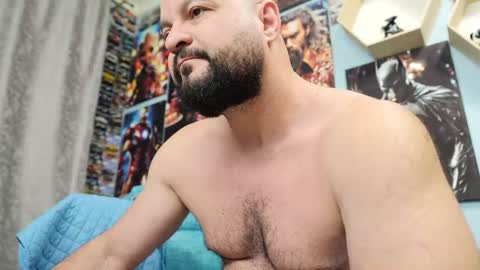 Chris online show from September 2025 04:01:02 AM