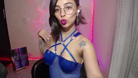 Snapshot of thepowerpuffgirl_99 chatting on December 2024 10:44:02 AM Amy online show from December 2024 10:44:02 AM
