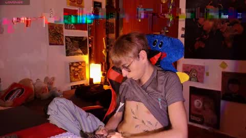 Matt independent model  online show from April 2026 09:53:02 PM