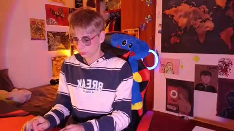 Snapshot of theprince_red chatting on April 2026 08:57:02 PM Matt independent model online show from April 2026 08:57:02 PM