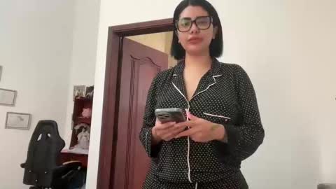 Snapshot of therealcamilabaddie chatting on January 2025 08:25:02 PM therealcamilabaddie online show from January 2025 08:25:02 PM