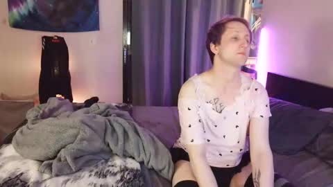 Basil Kitten online show from February 2026 08:13:02 AM