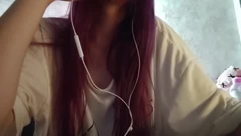 Snapshot of theresarichardson chatting on June 2026 09:44:01 AM Sophie online show from June 2026 09:44:01 AM