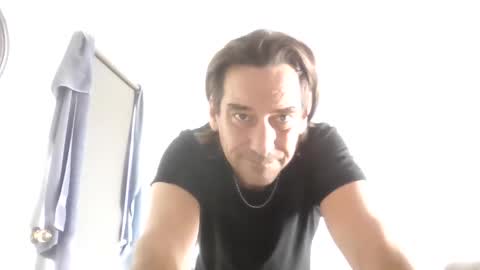Snapshot of thestardad394997 chatting on April 2026 12:12:01 AM thestardad394997 online show from April 2026 12:12:01 AM
