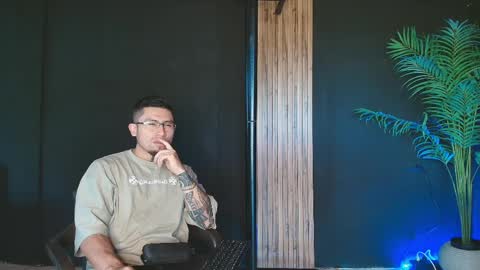 thestraightroom online show from April 2026 12:36:02 PM