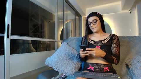 Snapshot of thesweet_khloe chatting on October 2025 03:10:02 AM Thesweet khloe online show from October 2025 03:10:02 AM