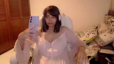 Mai online show from December 2024 03:15:01 AM