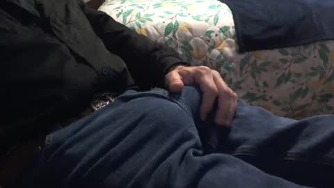 thetnguy online show from January 2025 12:09:01 AM