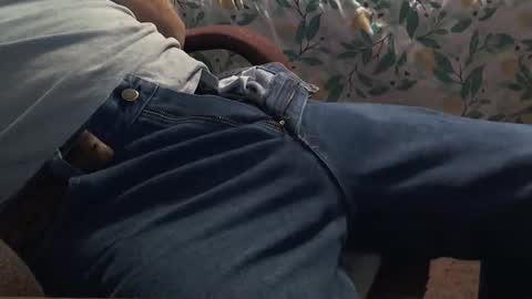 thetnguy online show from November 2025 01:36:02 PM