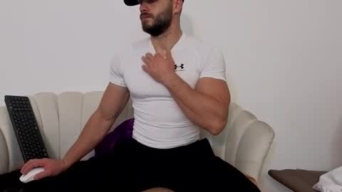 TheTopAlex online show from November 2025 03:38:01 AM