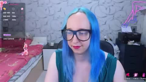 Snapshot of thetrixy chatting on May 2026 07:37:02 AM The Great And Powerful Trixie online show from May 2026 07:37:02 AM