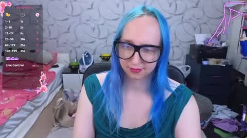 Snapshot of thetrixy chatting on May 2026 10:36:01 AM The Great And Powerful Trixie online show from May 2026 10:36:01 AM