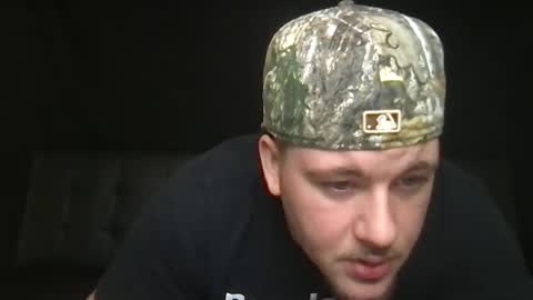 Snapshot of theviberoom chatting on September 2025 05:02:01 PM The Vibe Room online show from September 2025 05:02:01 PM