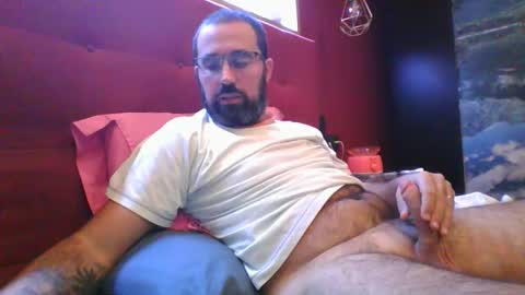 Carlos1990 online show from November 2025 12:43:02 AM