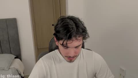 thiaan__ online show from September 2025 03:06:01 AM