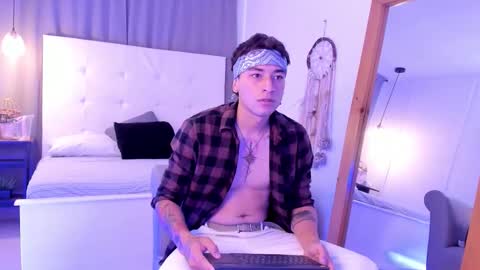 Snapshot of thiago_2003_ chatting on March 2026 12:27:01 PM Thiago online show from March 2026 12:27:01 PM