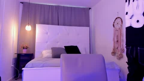 Snapshot of thiago_2003_ chatting on April 2026 12:17:01 PM Thiago online show from April 2026 12:17:01 PM