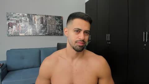 thiago_driussi online show from October 2025 12:49:02 PM