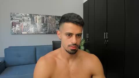 thiago_driussi online show from November 2025 08:51:01 PM