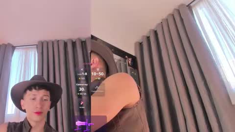 SanThiago online show from October 2025 09:49:02 PM