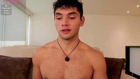 Snapshot of thiago_l chatting on May 2026 04:45:01 PM Just Thiago online show from May 2026 04:45:01 PM
