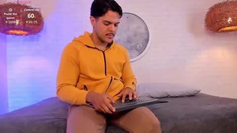 Thiago online show from October 2025 11:07:02 AM