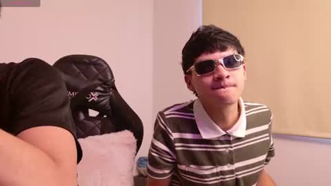Snapshot of thiago_n_sam chatting on July 2026 09:24:01 PM thiago_n_sam online show from July 2026 09:24:01 PM