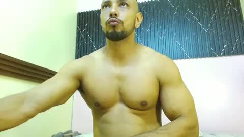Thiago Summers online show from September 2025 04:06:01 PM