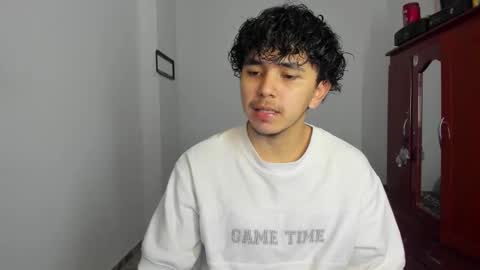 Thiago online show from October 2025 04:37:01 PM