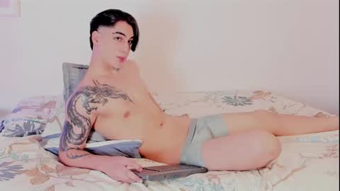 Thiago Winteer online show from June 2026 04:15:01 AM
