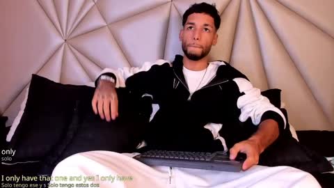 ThiagoFerreti online show from April 2026 01:14:01 AM