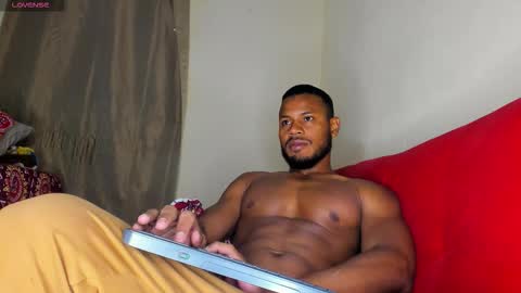 Thiago Instagram   online show from October 2025 11:52:02 PM