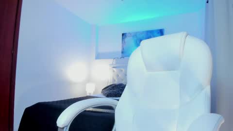 Snapshot of thiagosterling chatting on April 2026 11:42:01 PM Thiago online show from April 2026 11:42:01 PM