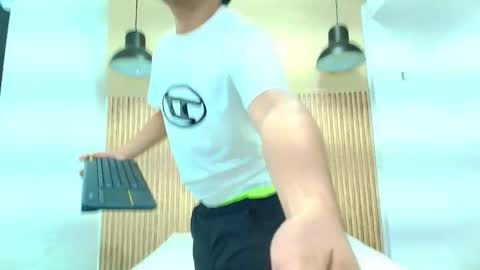 Snapshot of thiam_keller chatting on April 2026 07:22:02 PM Thiam online show from April 2026 07:22:02 PM