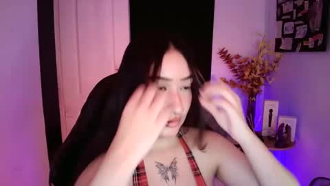 Snapshot of thiara_dor chatting on March 2025 05:59:02 AM Thiara  Next Stream 0211 get my social media 3 online show from March 2025 05:59:02 AM