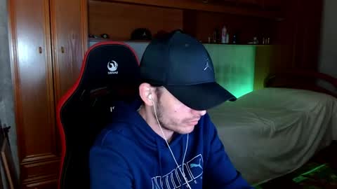 Latino 8.5 inches online show from April 2026 10:34:02 PM