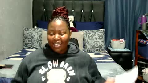 Snapshot of thickcaramel_p chatting on May 2026 01:55:01 AM phindy online show from May 2026 01:55:01 AM