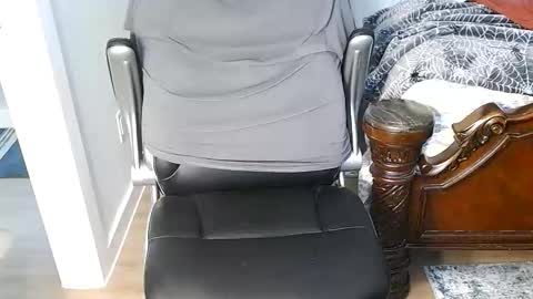 cock is thick online show from April 2026 04:00:01 PM