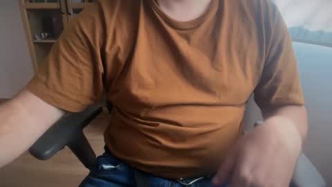 Snapshot of thickguybcn chatting on May 2026 11:04:01 AM ThickDickBCN online show from May 2026 11:04:01 AM