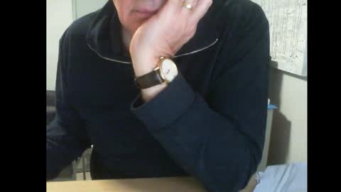 Snapshot of thickmelnik chatting on April 2026 12:58:02 PM James online show from April 2026 12:58:02 PM