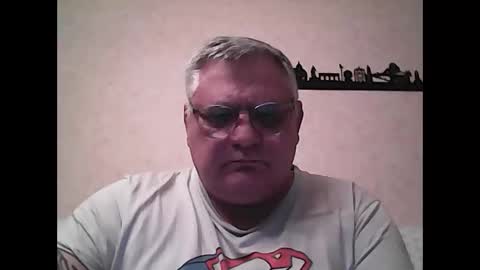 Thierrysymp online show from November 2025 04:35:01 PM