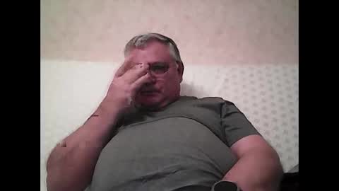 Thierrysymp online show from November 2025 05:04:01 PM