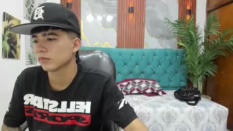 Snapshot of thiiago_collins chatting on February 2026 10:41:02 PM THIAGO COLLINS online show from February 2026 10:41:02 PM